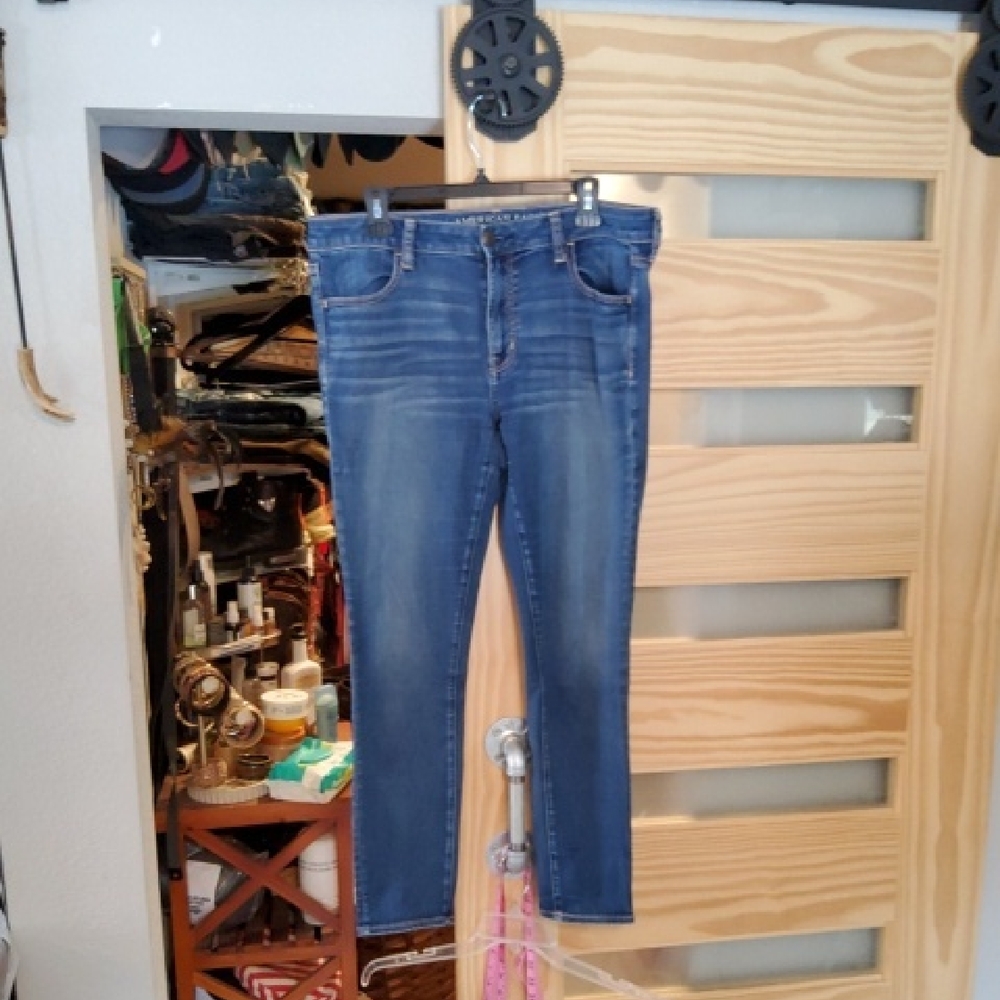 American Eagle Outfitters Skinny Jeans